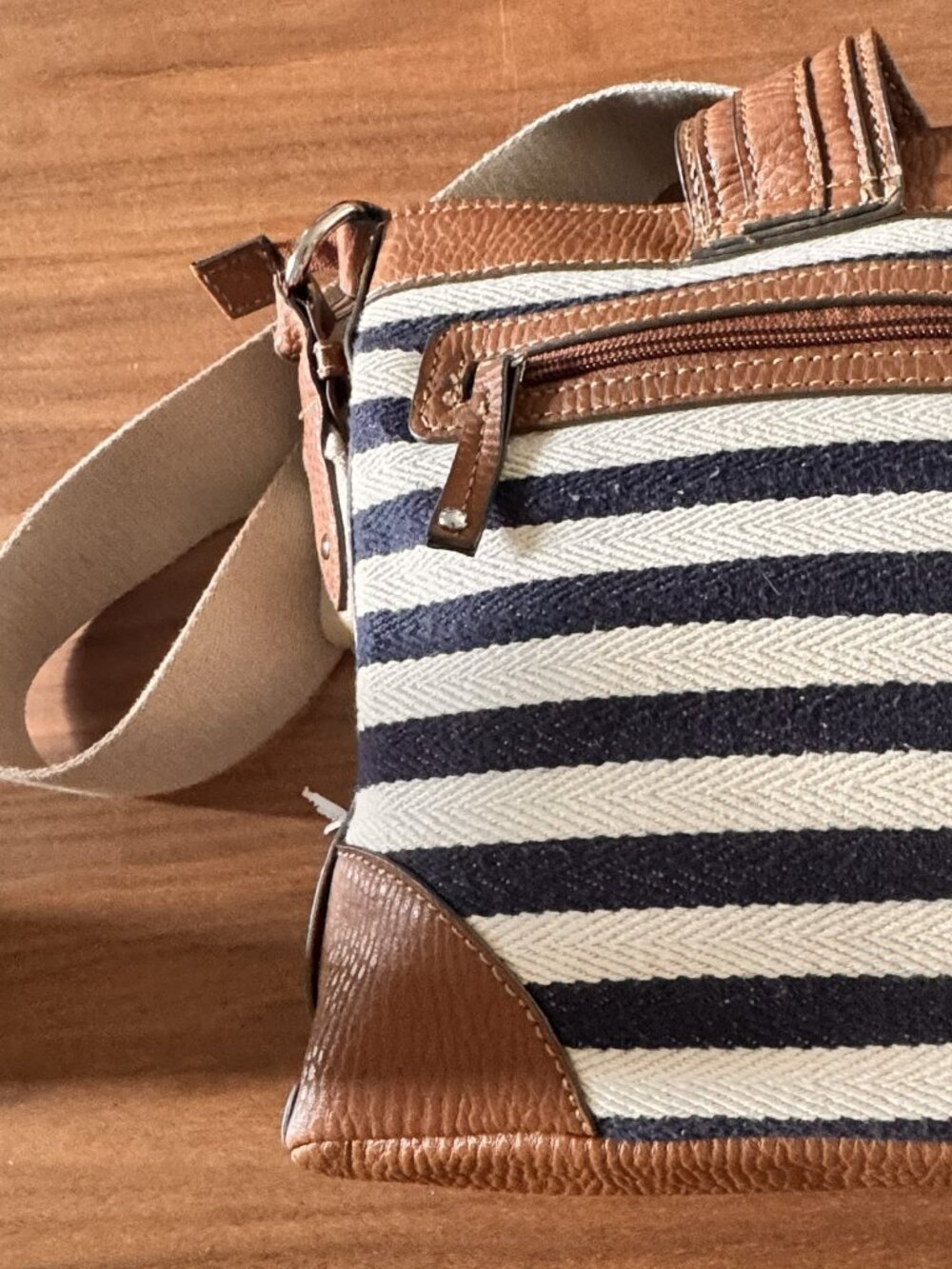 Chaps Nautical Striped Canvas Crossbody Bag - CL0505 - Picture 8 of 8